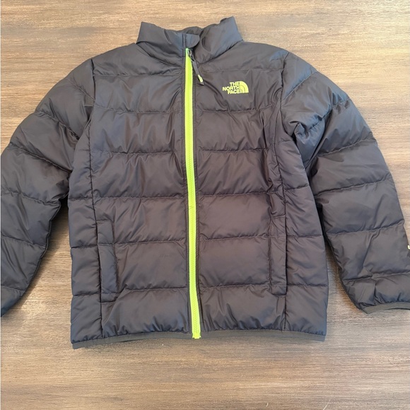 North Face Boy’s Puffer Size 10/12 - Picture 1 of 6